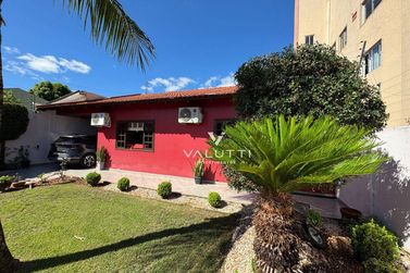 Casa &agrave; venda - 280m&sup2; - Jardim Panorama