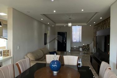 Casa &agrave; venda - 202m&sup2; - Jardim Bandeirantes