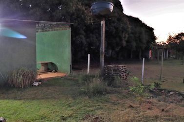 Ch&aacute;cara &agrave; venda - 10000m&sup2; - Alto da Boa Vista