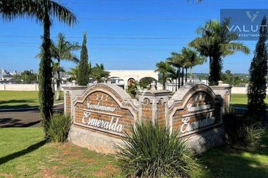 Terreno &agrave; venda - 631m&sup2; - Condom&iacute;nio Residencial Esmeralda