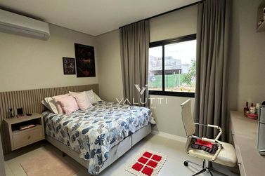 Casa &agrave; venda - 150m&sup2; - Condom&iacute;nio Residencial Igua&ccedil;u