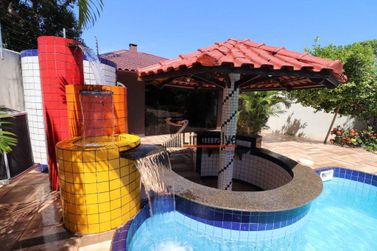Casa &agrave; venda - 428m&sup2; - Jardim Alice I