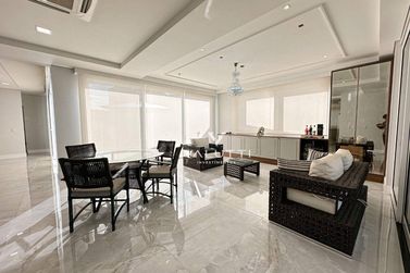 Sobrado &agrave; venda - 385m&sup2; - Royal Boulevard Yacht Residence e Resort