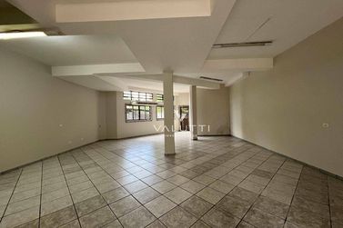 Sobrado para alugar - 354m&sup2; - Centro