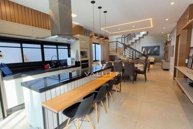 Sobrado &agrave; venda - 169m&sup2; - Condominio Residencial Igua&ccedil;u