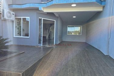 Sobrado &agrave; venda - 200m&sup2; - Jardim Itamaraty