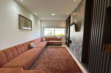 Sobrado &agrave; venda - 544m&sup2; - Condom&iacute;nio Residencial Esmeralda