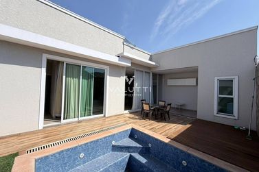 Casa &agrave; venda - 160m&sup2; - Condom&iacute;nio Leonardo  da Vinci