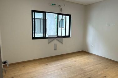 Sobrado para alugar - 240m&sup2; - Yolanda