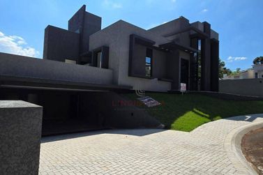 Casa &agrave; venda - 261m&sup2; - Condom&iacute;nio Residencial Dom Laurindo