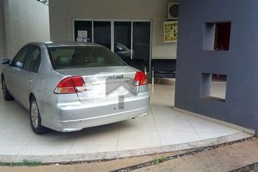 Sobrado &agrave; venda - 238m&sup2; - Yolanda