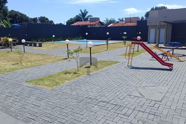Terreno &agrave; venda - 353m&sup2; - Lancaster V