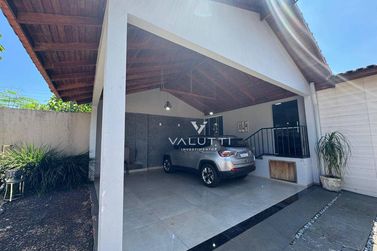 Casa &agrave; venda - 200m&sup2; - Vila A