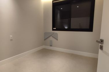 Casa &agrave; venda - 180m&sup2; - Carim&atilde;