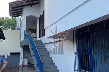 Casa &agrave; venda - 320m&sup2; - Centro