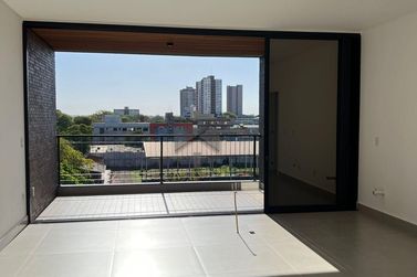 Apartamento &agrave; venda - 92m&sup2; - Centro
