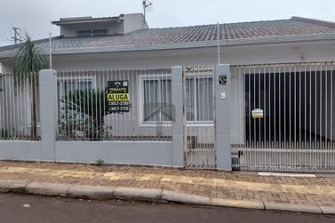 Casa para alugar - 250m&sup2; - Campos do Igua&ccedil;u
