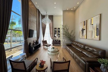 Casa &agrave; venda - 352m&sup2; - Condom&iacute;nio Residencial Dom Laurindo