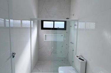 Casa &agrave; venda - 216m&sup2; - Condom&iacute;nio Residencial Vale Verde
