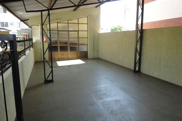 Apartamento &agrave; venda - 122m&sup2; - Centro