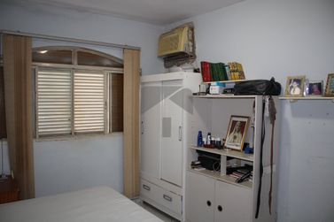Casa &agrave; venda - 180m&sup2; - Bourbon
