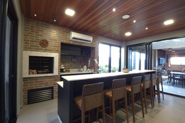 Sobrado &agrave; venda - 252m&sup2; - Condom&iacute;nio Terras Alpha I