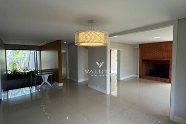 Casa &agrave; venda - 382m&sup2; - Condom&iacute;nio Vila Residencial B