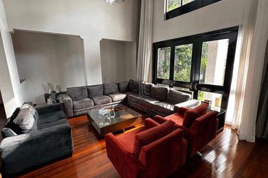 Sobrado &agrave; venda - 358m&sup2; - Jardim Polo Centro