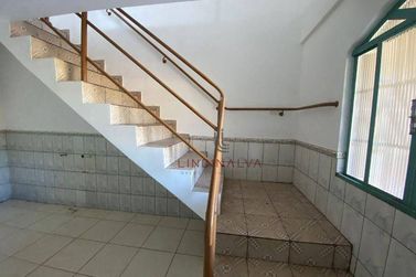 Sobrado para alugar - 100m&sup2; - Loteamento Lind&oacute;ia