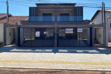 Sobrado &agrave; venda - 215m&sup2; - Yolanda