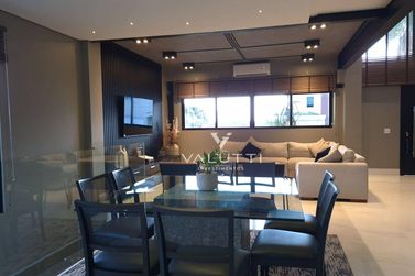 Sobrado &agrave; venda - 252m&sup2; - Condom&iacute;nio Terras Alpha I