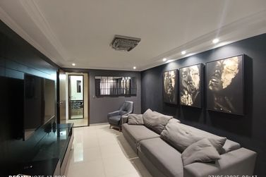 Sobrado &agrave; venda - 150m&sup2; - Centro