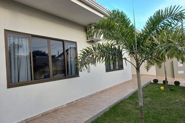 Casa &agrave; venda - 242m&sup2; - Bourbon