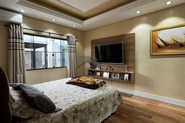 Casa &agrave; venda - 615m&sup2; - Vila Shalon