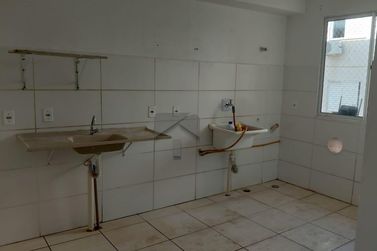 Apartamento para alugar - 43m&sup2; - Tr&ecirc;s Lagoas