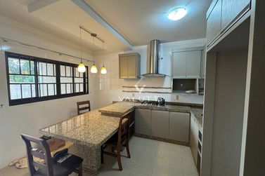 Casa para alugar - 165m&sup2; - Vila A