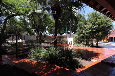 Casa &agrave; venda - 428m&sup2; - Jardim Alice I