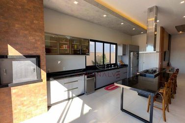 Casa &agrave; venda - 248m&sup2; - Condom&iacute;nio Horizontal Fechado Arco de Paris