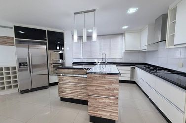 Apartamento &agrave; venda - 155m&sup2; - Edif&iacute;cio Villa Appia