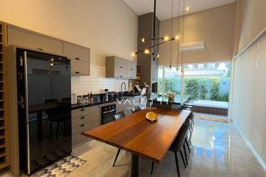 Casa &agrave; venda - 187m&sup2; - Condom&iacute;nio Terras Alpha II