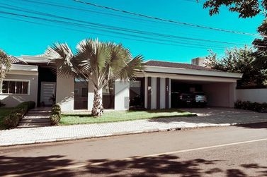 Casa &agrave; venda - 440m&sup2; - Vila Shalon