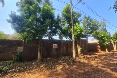 Terreno &agrave; venda - 2975m&sup2; - Vila Yolanda