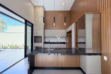 Casa &agrave; venda - 212m&sup2; - Condom&iacute;nio Residencial Safira