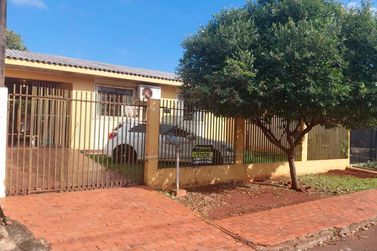 Casa &agrave; venda - 140m&sup2; - Bourbon