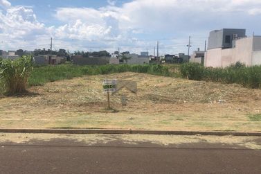 Terreno &agrave; venda - 250m&sup2; - Parque Ouro Verde