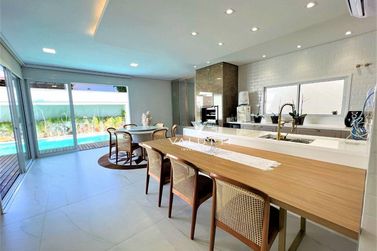 Sobrado &agrave; venda - 330m&sup2; - Condom&iacute;nio Residencial Vila A Park