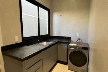 Casa &agrave; venda - 252m&sup2; - Condom&iacute;nio Residencial Vila A Park