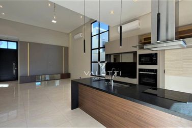 Casa &agrave; venda - 252m&sup2; - Condom&iacute;nio &Aacute;guas Claras