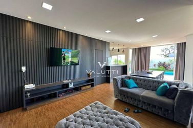 Sobrado &agrave; venda - 544m&sup2; - Condom&iacute;nio Residencial Esmeralda