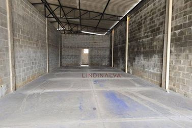 Sal&atilde;o Comercial para alugar - 300m&sup2; - Jardim Ip&ecirc; III
